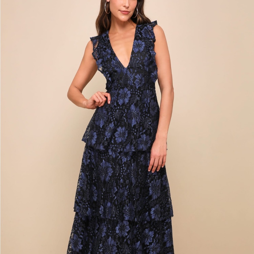 Altered - Molinetto Navy Blue Lace Ruffled Tiered Sleeveless Maxi Dress